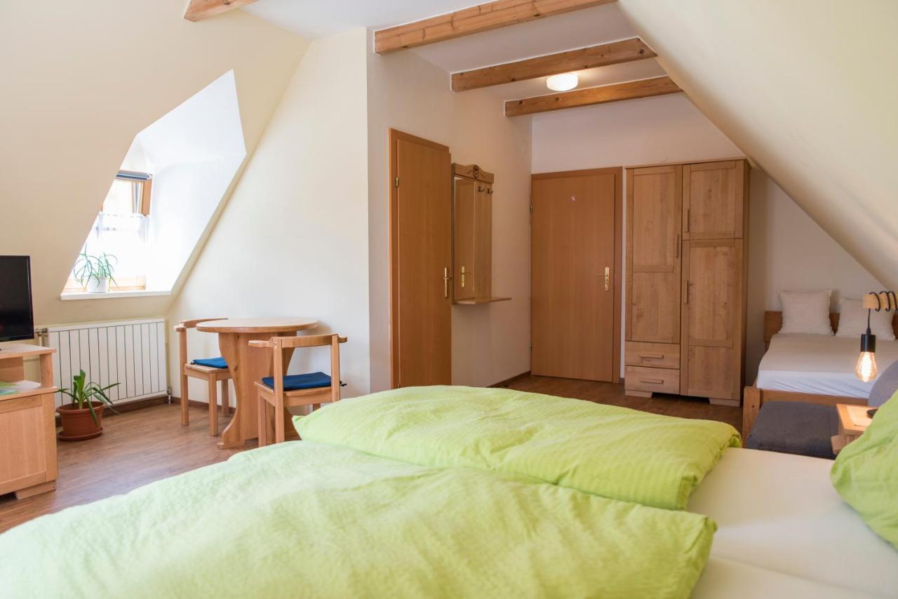 Heurigengasthof Prinz Krumau am Kamp 外观 照片